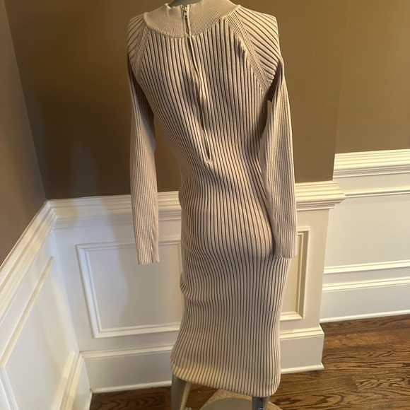 NWT FASHION NOVA Beige Maxi Ribbed Knit Sweater Dress Sz 2X - Picture 6 of 6